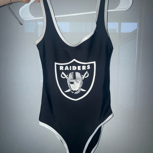 Raiders Black sleeveless bodysuit low back black white - Picture 2 of 4